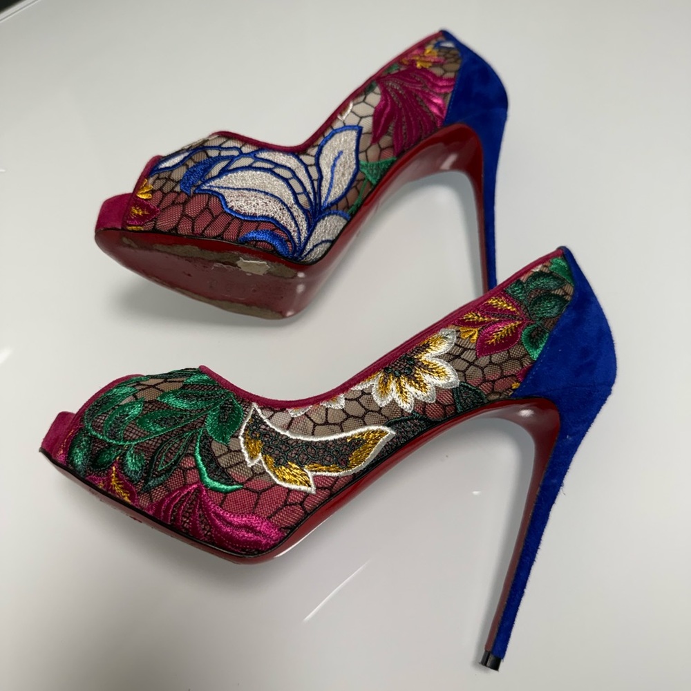 Christian Louboutin Blue Suede & Multicolor Embroidered Floral Heels - Picture 2 of 5